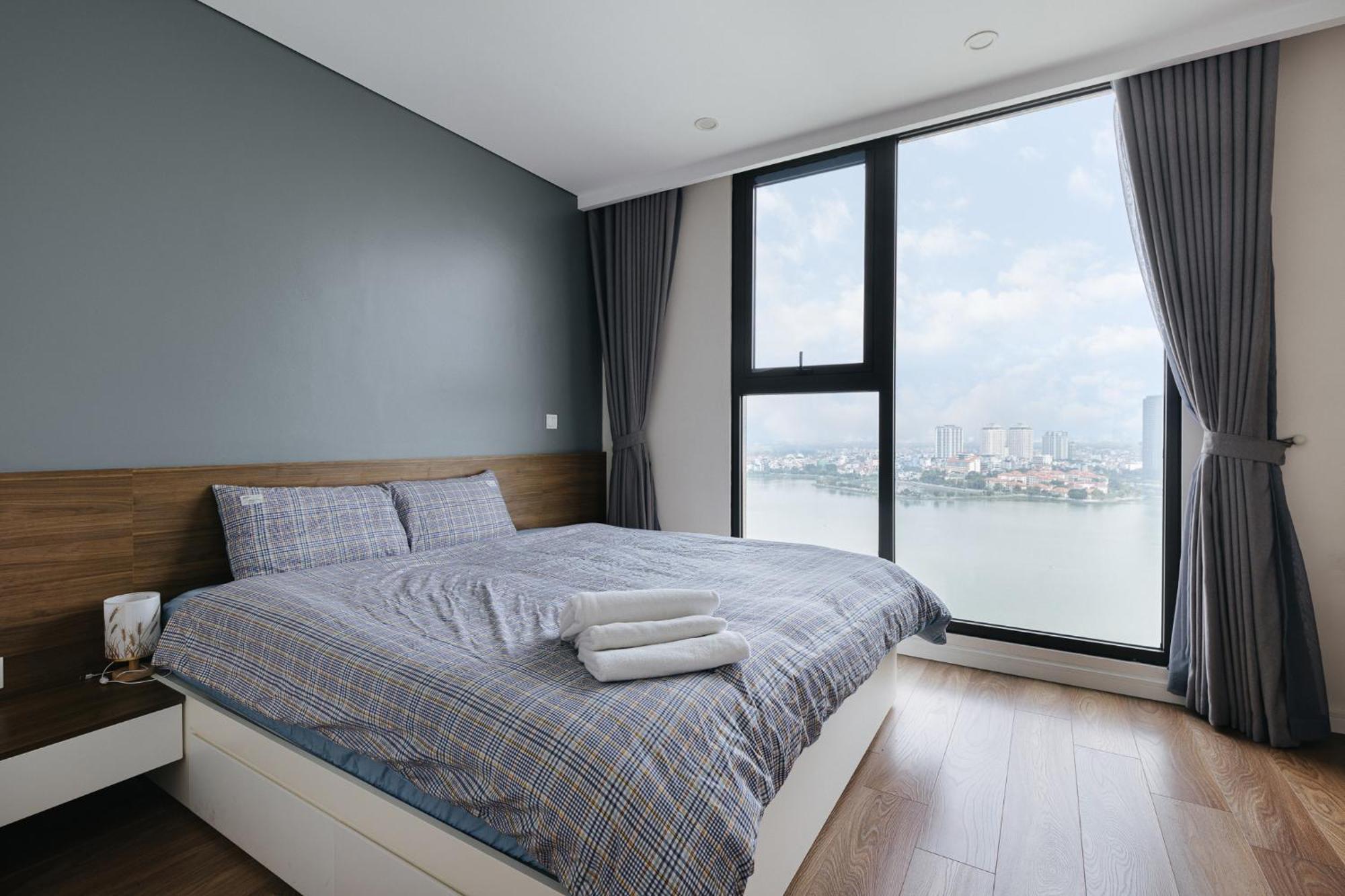 Muse Hanoi Lake View Luxury Apartment - D' Eldorado Rum bild